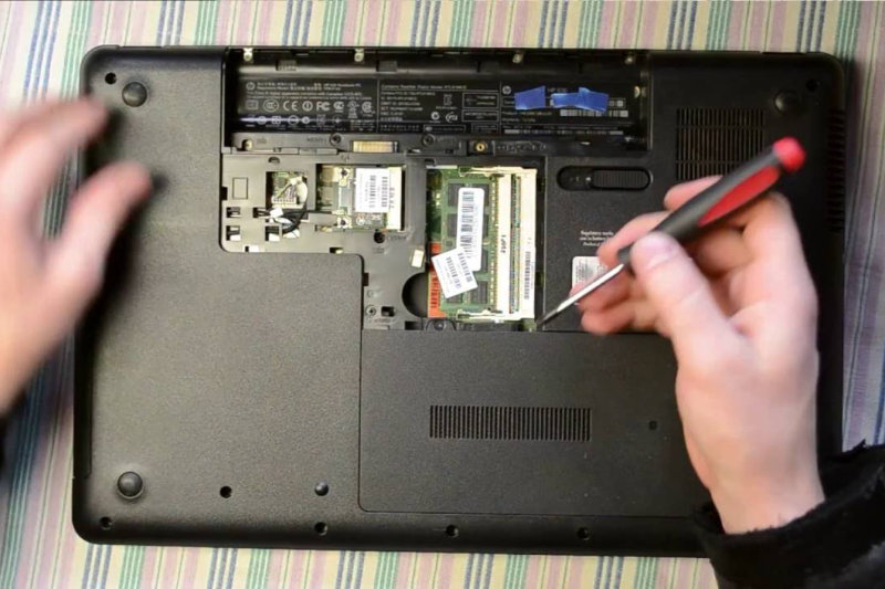 Service Laptop